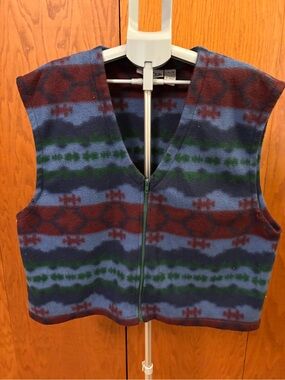 Men's Zip-Up Fleece Vest in Blue, Green & Brown Pattern